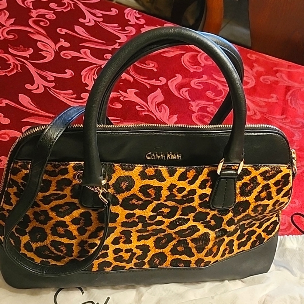 Calvin Klein leopard cowhide fur GC